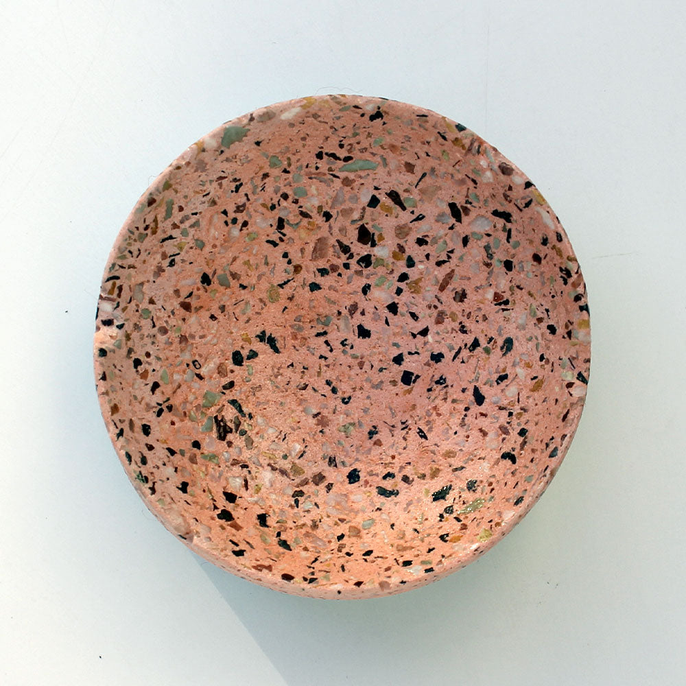 Deep Round Ashtray - Pink image